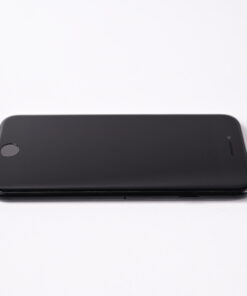 Apple-iPhone-SE-2-Crni