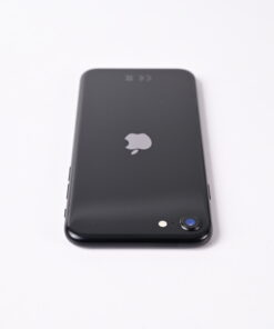 Apple-iPhone-SE-2-Crni
