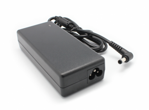 punjac-za-laptop-fujitsu-19v-422a5525