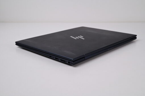 Left-side view of closed HP Elite Dragonfly G3 showing slim design